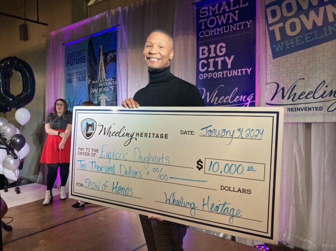 Euphoric Doughnuts Wins The Dough At “Show of Hands”